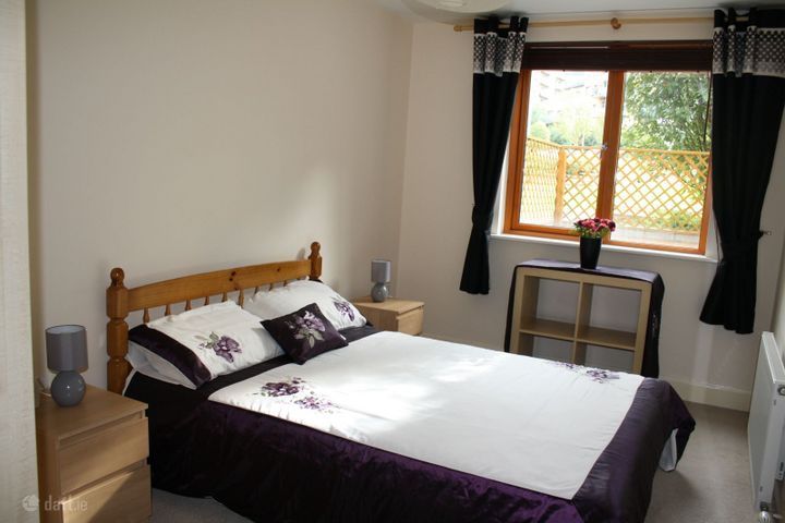 Apartment 16, Belarmine Hall, Belarmine Avenue, Stepaside, Dublin 18