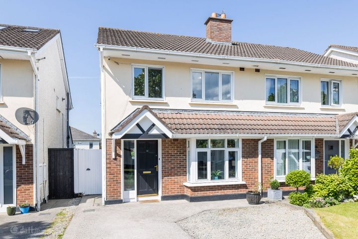 16 Luttrellstown Way, Dublin 15, Castleknock, Dublin 15, D15P9W9
