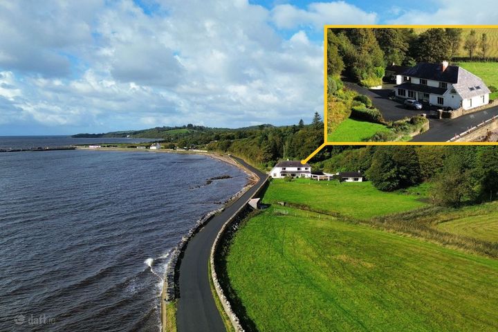 Shore Cottage, Hall Demesne, Mountcharles, Co. Donegal, F94C2H4