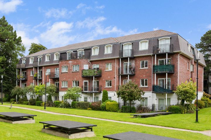 142 Westminster, Castle Court, Kilgobbin Wood, Sandyford, Dublin 18, Co. Dublin, D18C620