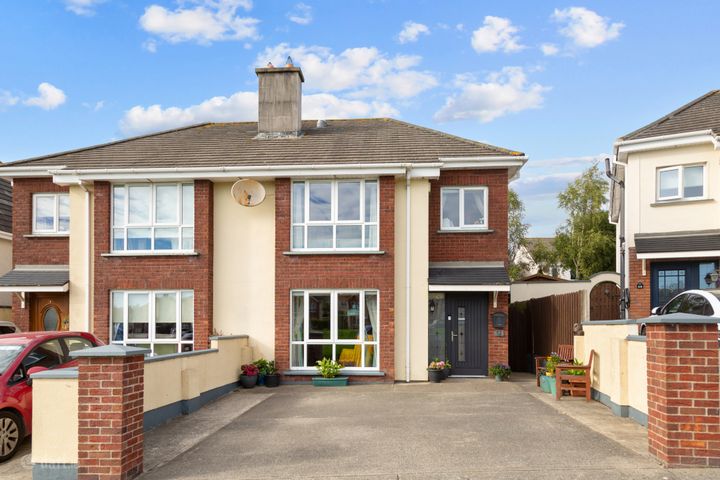 13 The Crescent, Meadowvale, Arklow, Co Wicklow, Y14A628