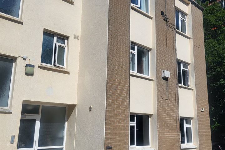 Apartment 17, Mobhi Court, Drumcondra, Dublin 9, D09PP70