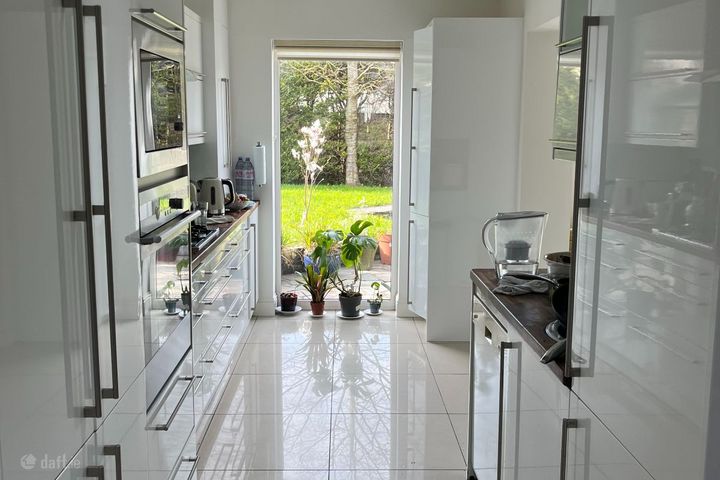 27 Manor Orchard, Thornbury View, Rochestown, Cork, Rochestown, Co. Cork