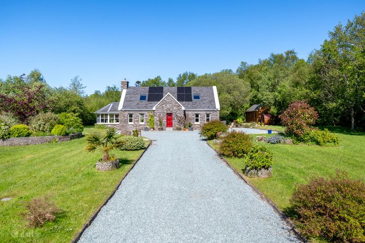 Beech Cottage, Templenoe, Co. Kerry, V93FK06