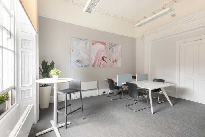 2 Pembroke House, 28-32, Upper Pembroke Street, Dublin 2