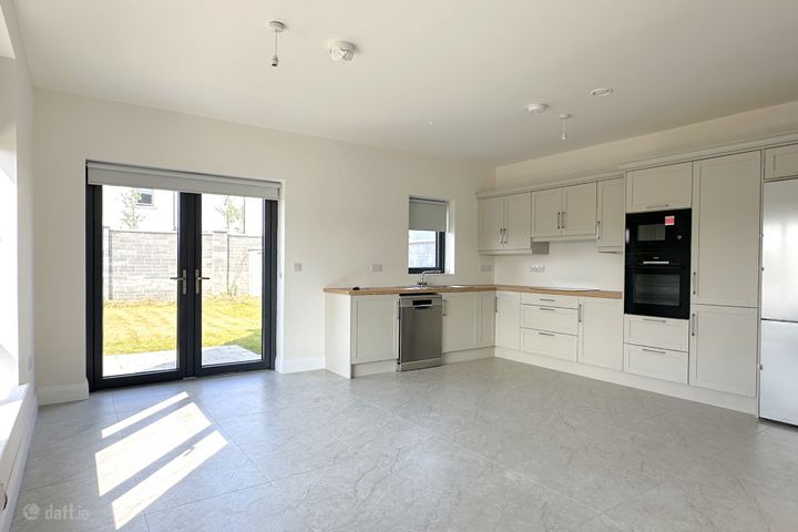 40 Garran Choill Darach, Oranmore, Co. Galway