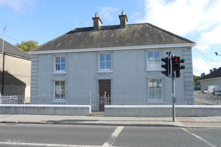 Castlemeadows E41V220., Thurles, Co. Tipperary