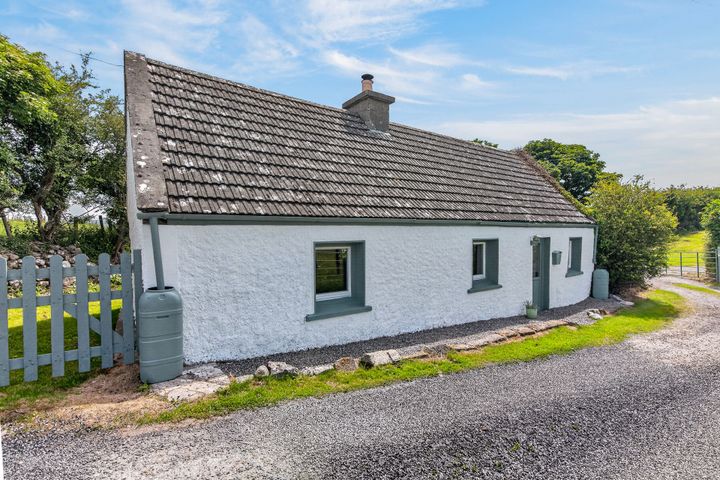 Cairn View Cottage, Knocknarea, Strandhill, Co. Sligo, F91YK53
