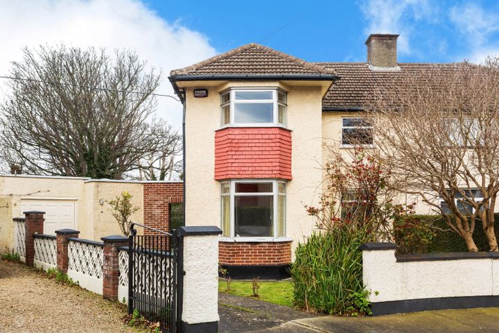 10 Glenomena Grove, Stillorgan Rd, Blackrock, Dublin