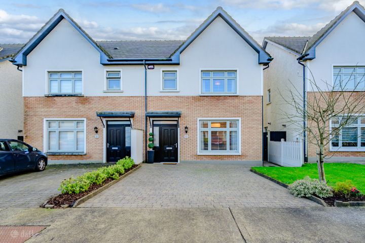 30 The Lawn, Janeville, Carrigaline, Co. Cork, P43H953