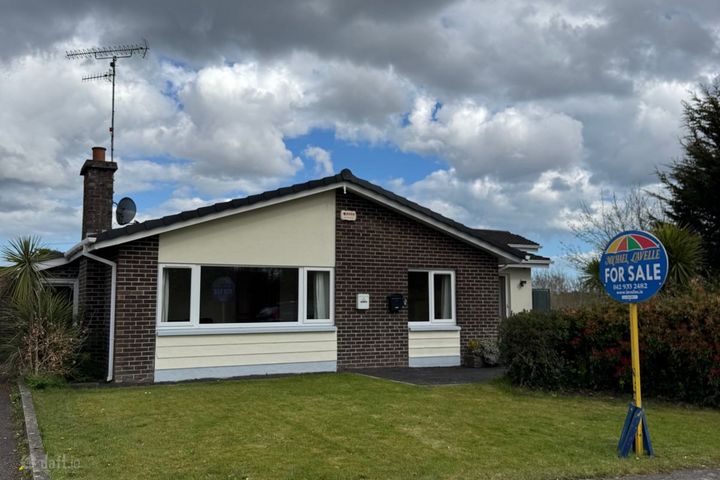 11 Rockmount Gardens, Carrickmacross Road, Dundalk, Co. Louth, A91P2T0