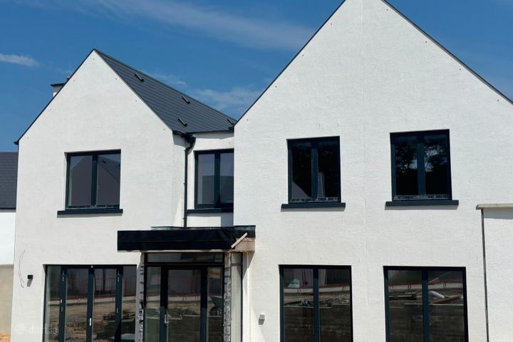No. 35 Stronveele, Glenville Road, Wexford Town, Co. Wexford, Y35A0FP