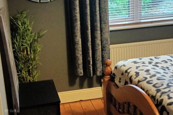 Castle Road , Lucan, Co. Dublin