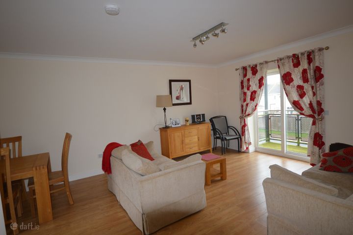 9 Riverchapel Bank, Riverchapel, Co. Wexford