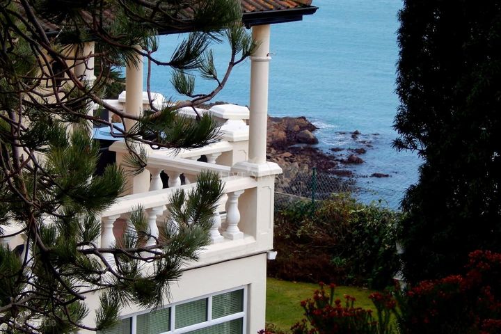 Sea View Embassy House, Dublin, Ireland, Dublin 1