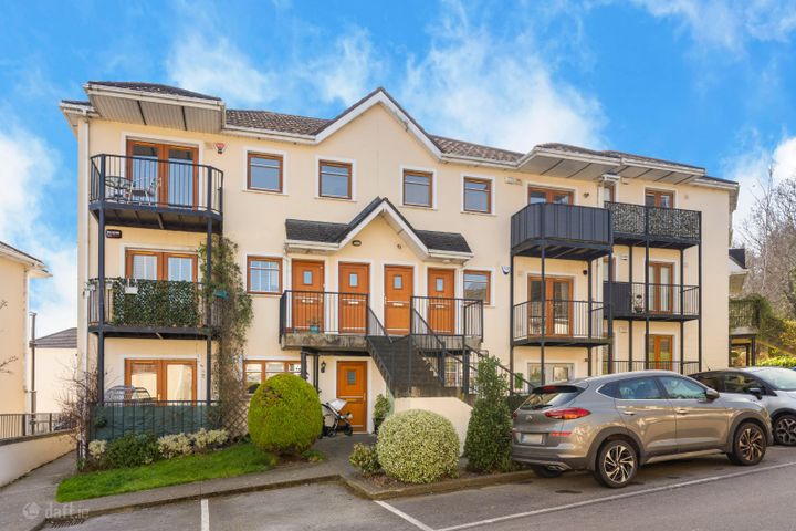 38 The Rectory, Stepaside, D18F0D5