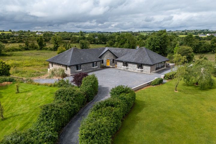 Carrowphadeen, Lecarrow, Co. Roscommon, F42TV79