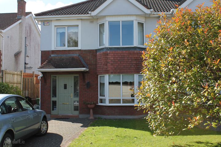 28 Bewley Avenue, Willsbrook Woods, Lucan, Co. Dublin
