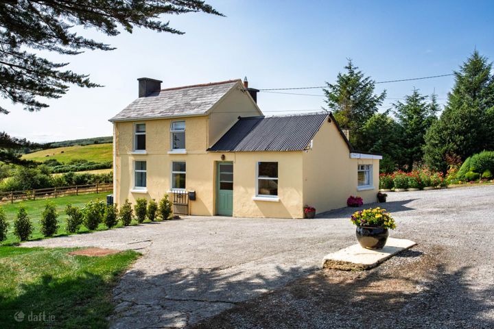 Carhoovauler, Rossmore, Clonakilty, Co. Cork, P85VX25