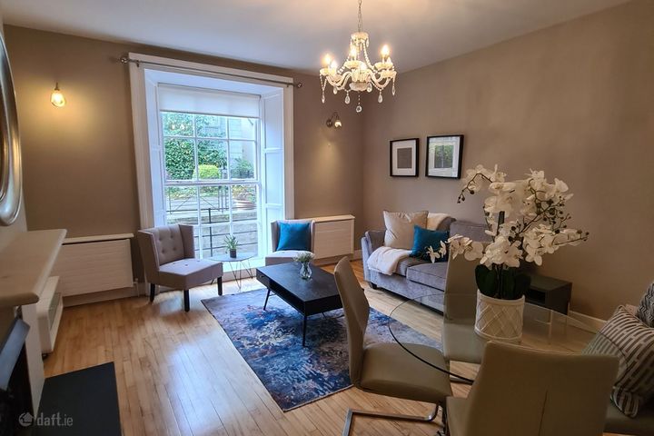 Apartment 1 , 10 Harcourt Terrace, Dublin 2