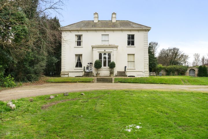 Rosedale House, Shankill, Co. Dublin, D18X5W5