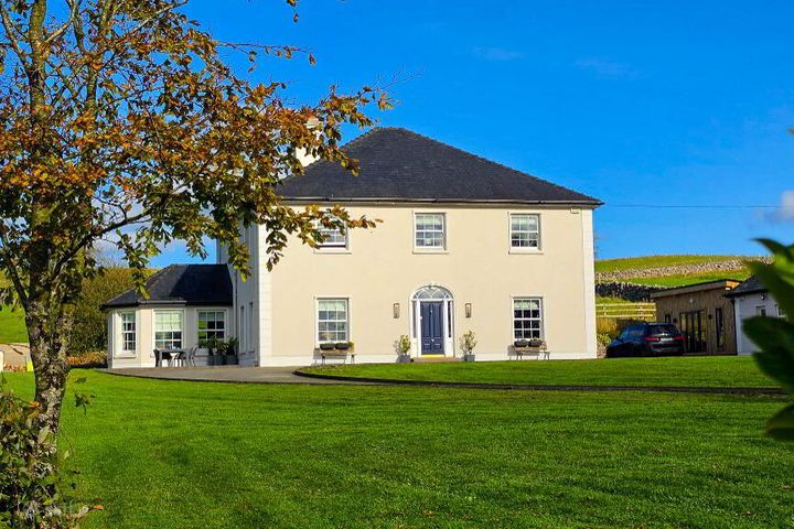 Moydow, Knockcroghery, Co. Roscommon, F42EH50