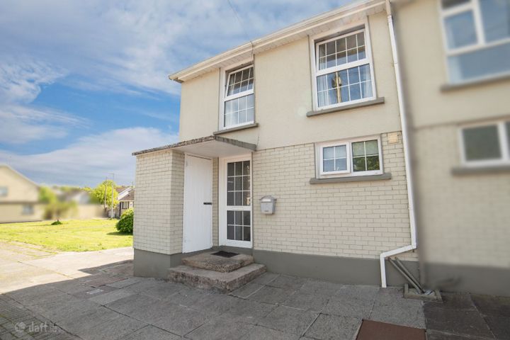 5 Canon Sheehan Place, Doneraile, Doneraile, Co. Cork, P51VH63