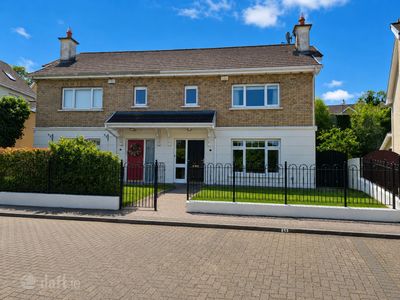 69 Clarkes Wood, Mount Oval Village, Rochestown, Co. Cork- house