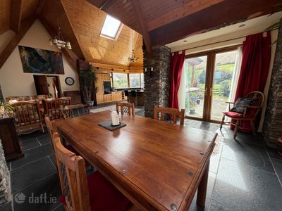 Lateeve Beg, Ballyferriter, Ballineanig, Co. Kerry