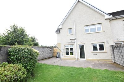104 Clonlea, Mount Oval Village, Rochestown, Co. Cork- house