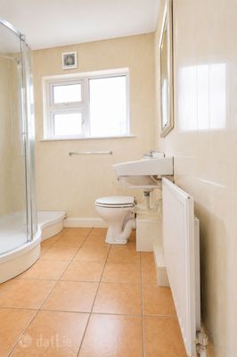 24 Donscourt, Bishopstown, Wilton, Co. Cork- house
