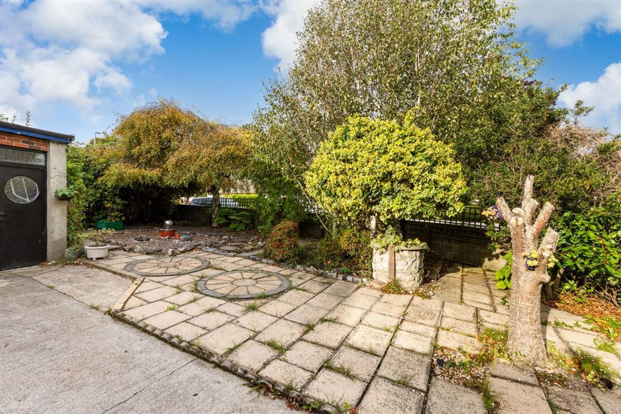 Horan Estates - Chez Nous, 9 Sea Road, Malahide, Co. Dublin