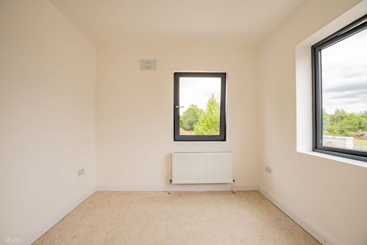 2 Bed End Terrace, White Linen Avenue, Longford Town, Co. Longford