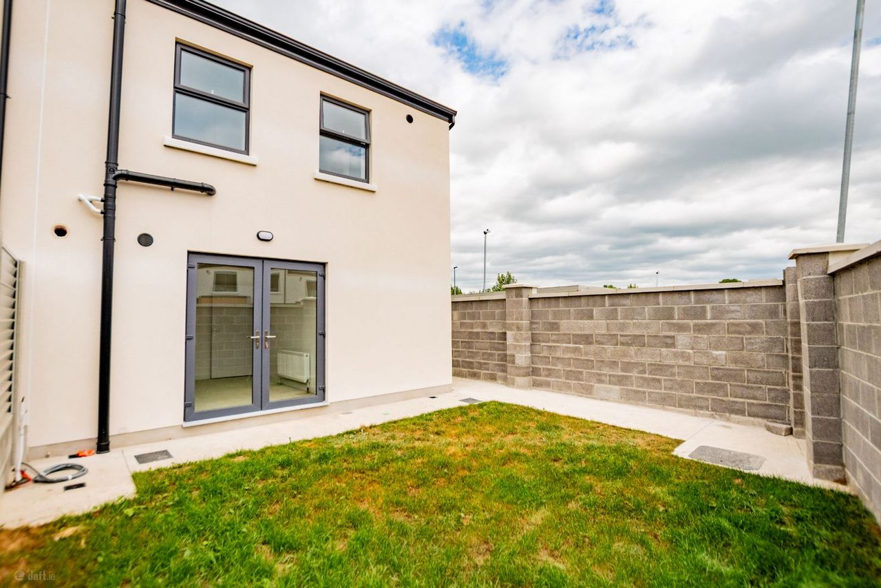 2 Bed End Terrace, White Linen Avenue, Longford Town, Co. Longford