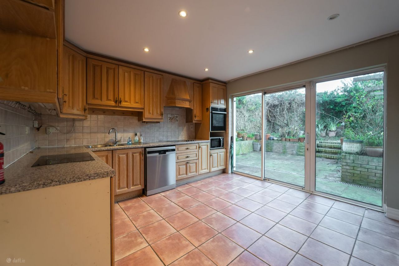 71 Barton Road West, Rathfarnham, Dublin 14
