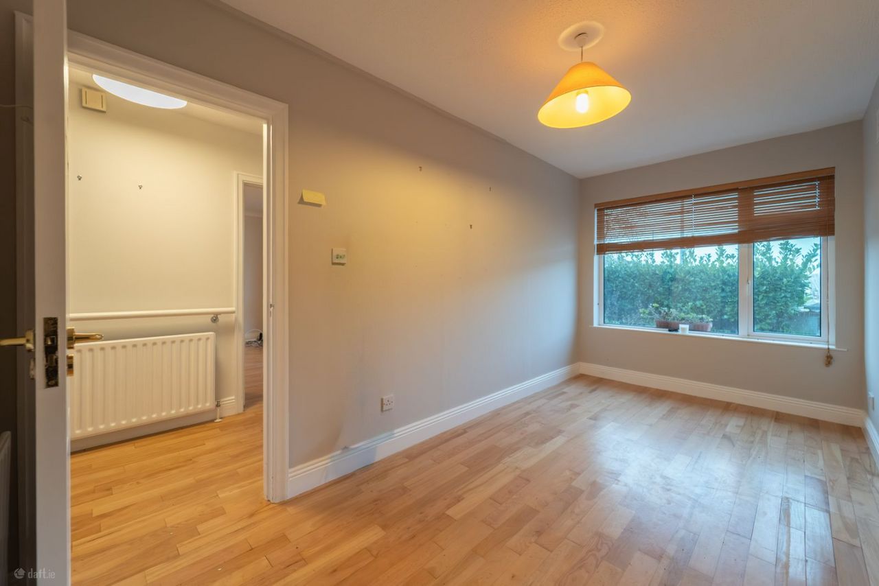 71 Barton Road West, Rathfarnham, Dublin 14