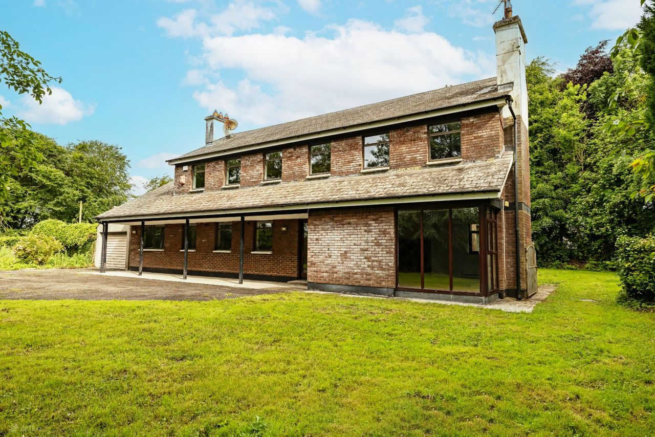 Moate Road, Ballymore, Co. Westmeath