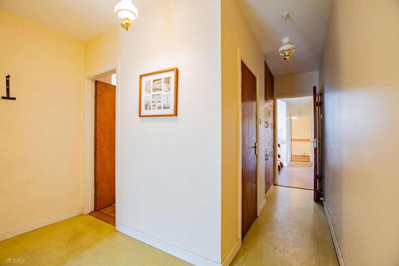 Moate Road, Ballymore, Co. Westmeath