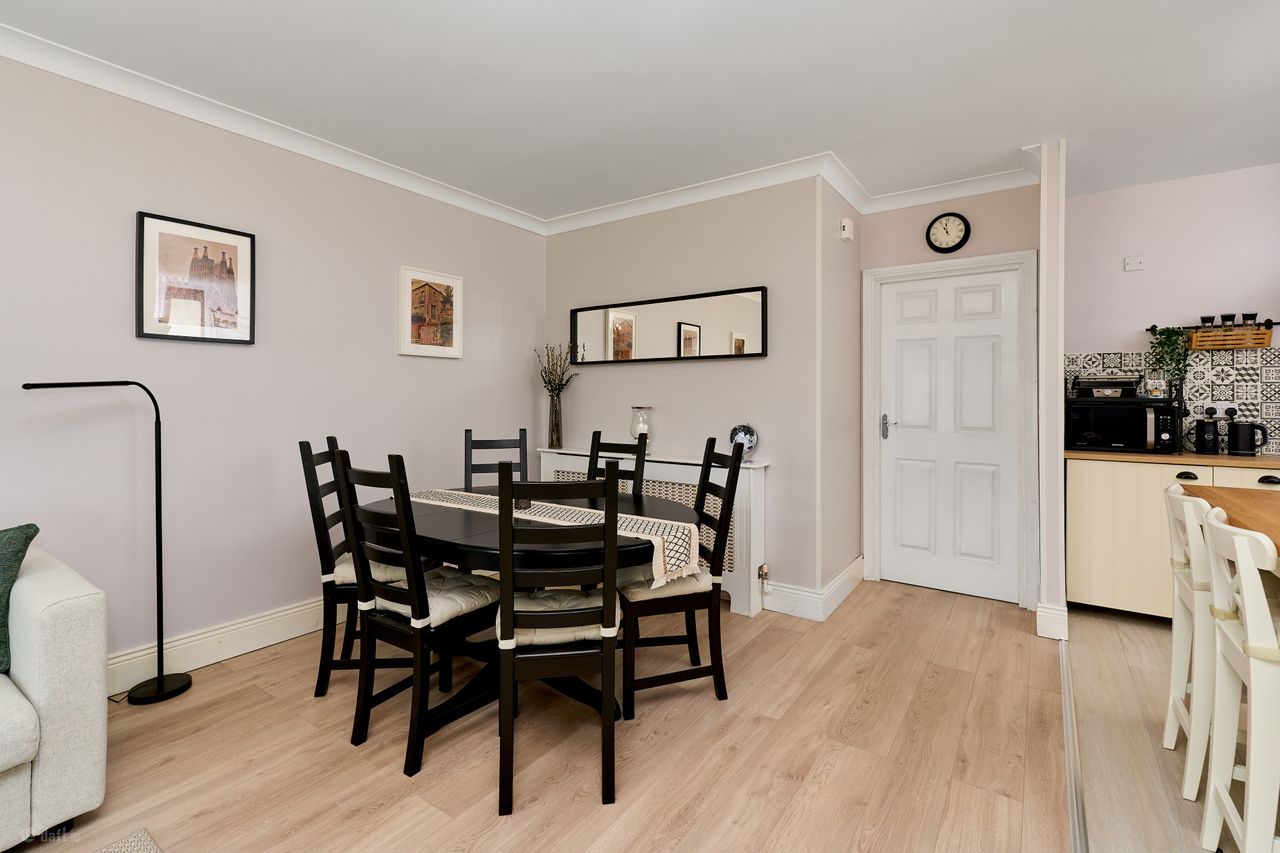 25 The Square, Innwood, Enfield, Co. Meath