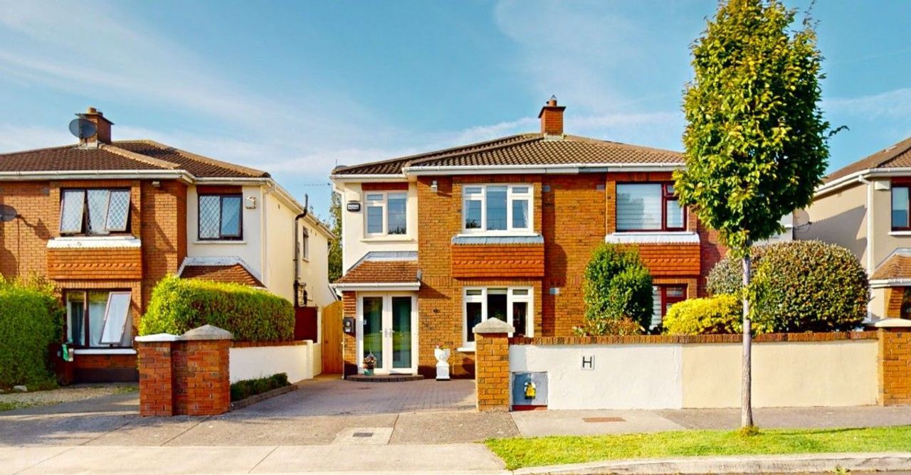Castlefield Manor, Knocklyon, Co. Dublin - Semi-detached house