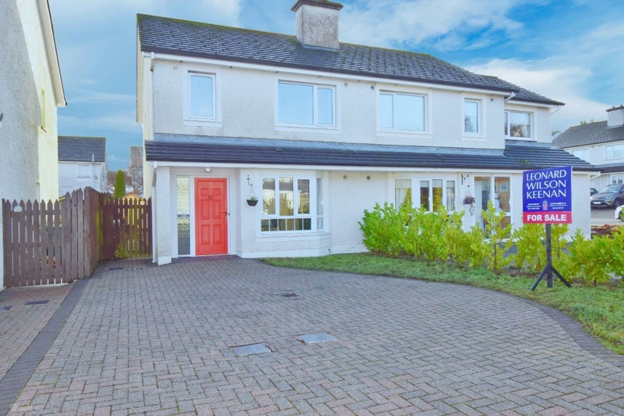 21 Bóthar An Corran, Ballymote, Co. Sligo - Semi-detached house