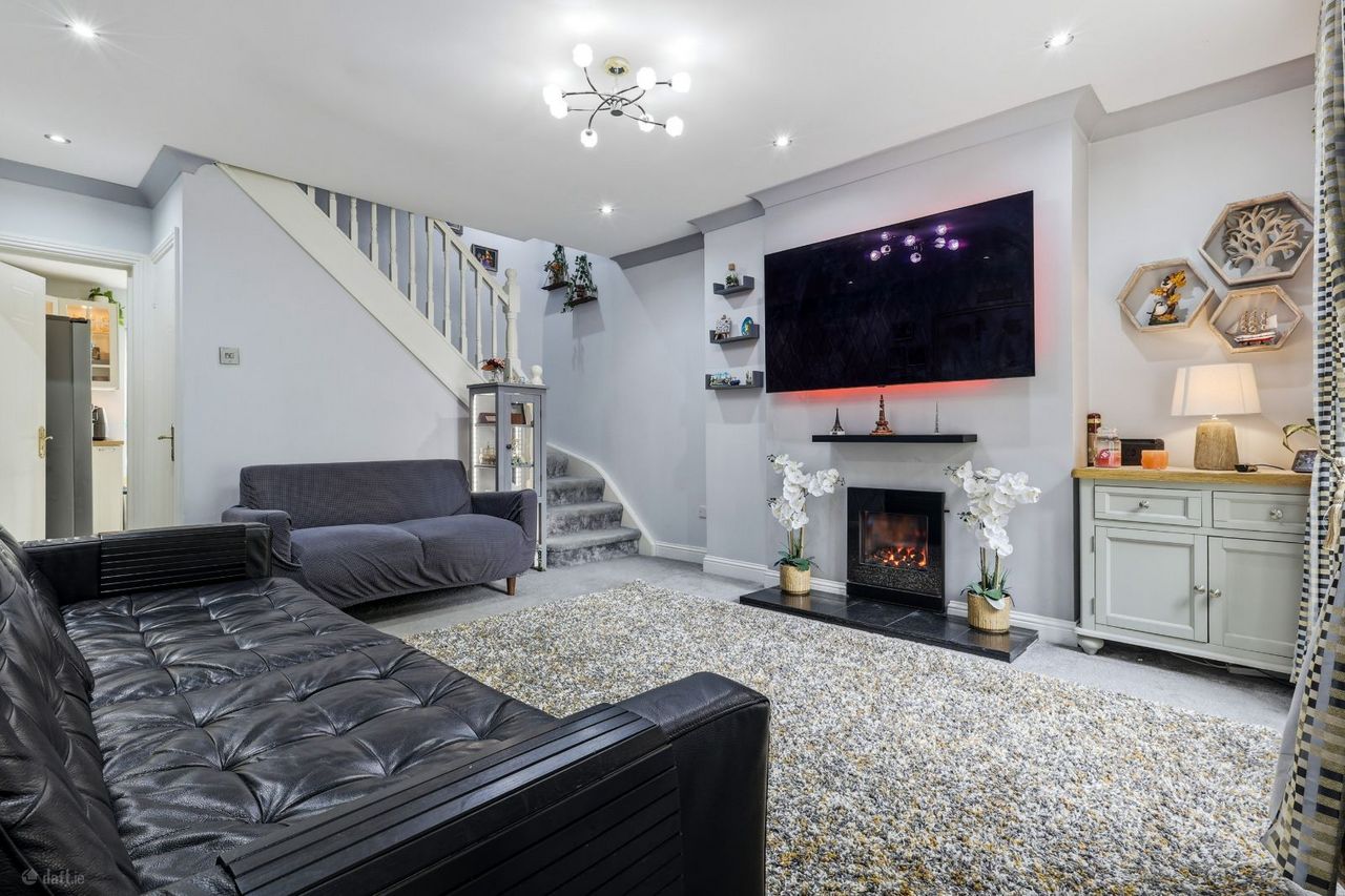 33 Rosedale Crescent, Castaheany, Clonee, Dublin 15 - Terraced house