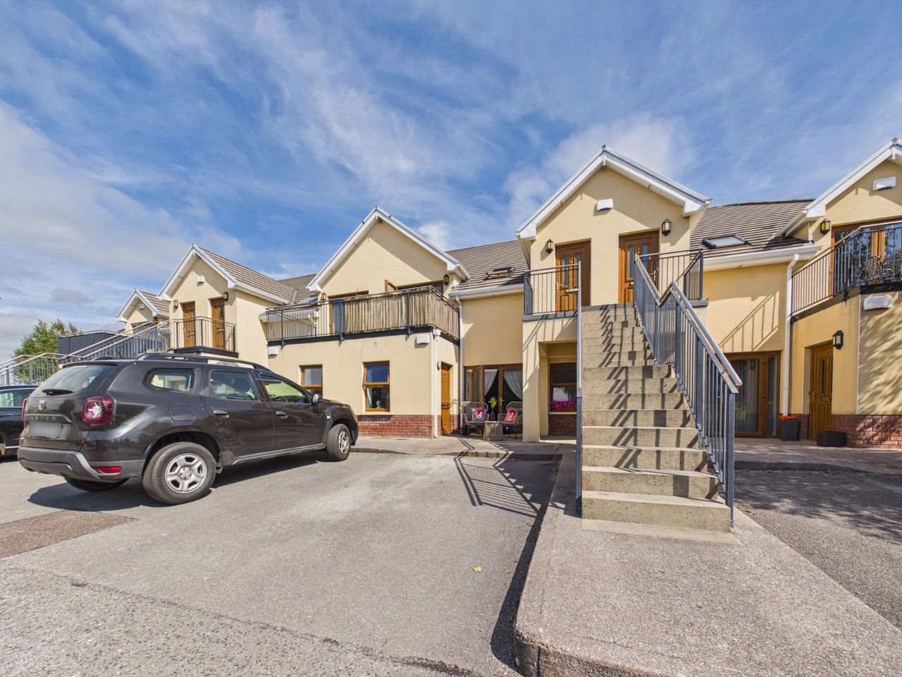 property-thumbnail