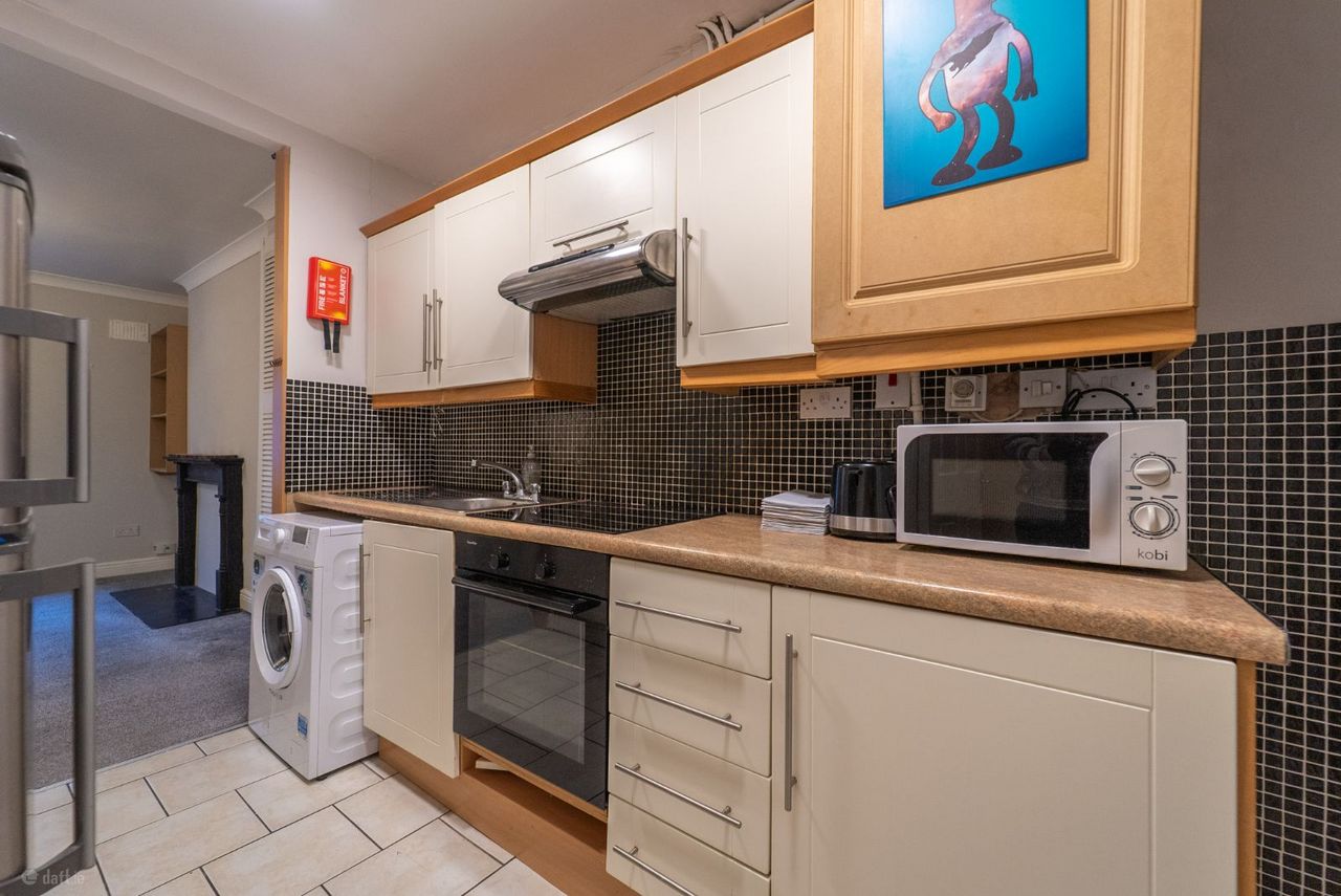2 Gray Square, Dublin 8, The Coombe