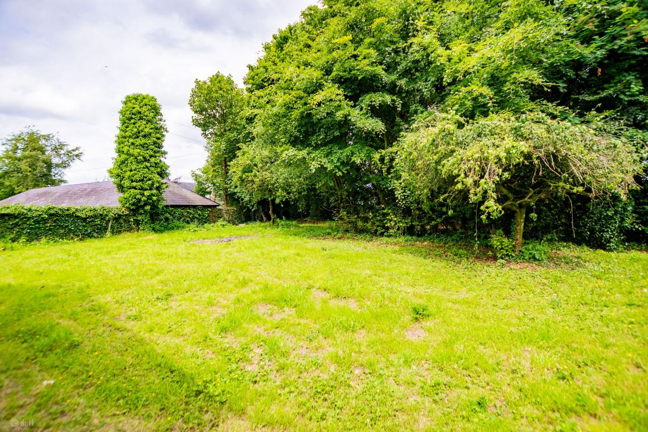 Moate Road, Ballymore, Co. Westmeath