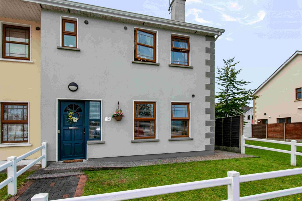 12 Manor Brook, Ballyhaunis, Co. Mayo - End-of-terrace house