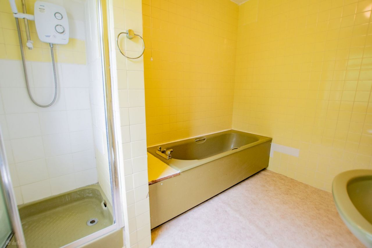 Moate Road, Ballymore, Co. Westmeath