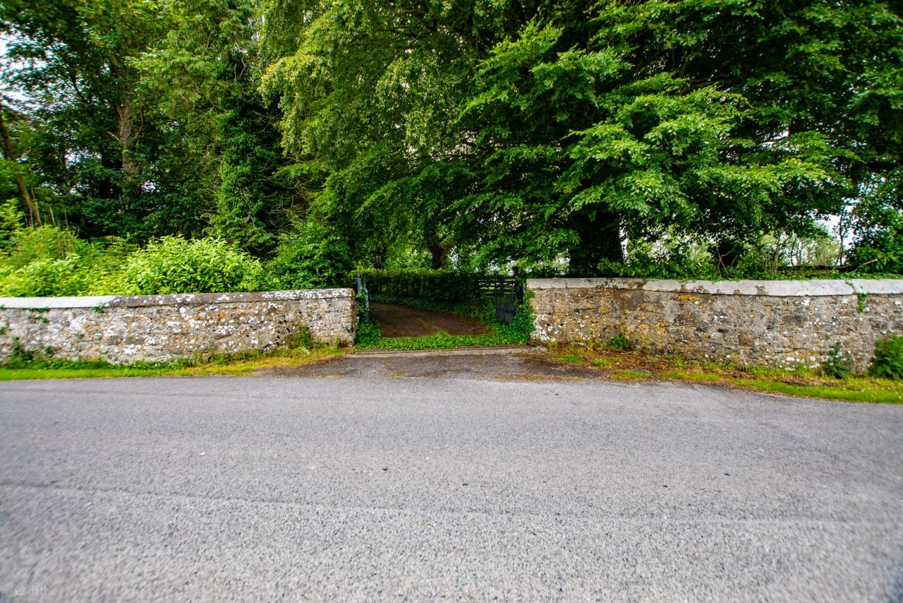 Moate Road, Ballymore, Co. Westmeath
