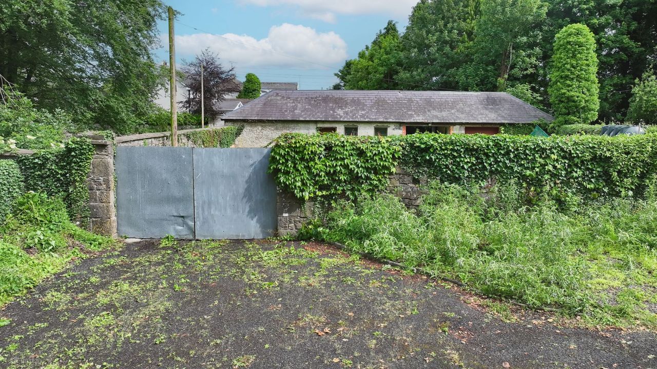 Moate Road, Ballymore, Co. Westmeath