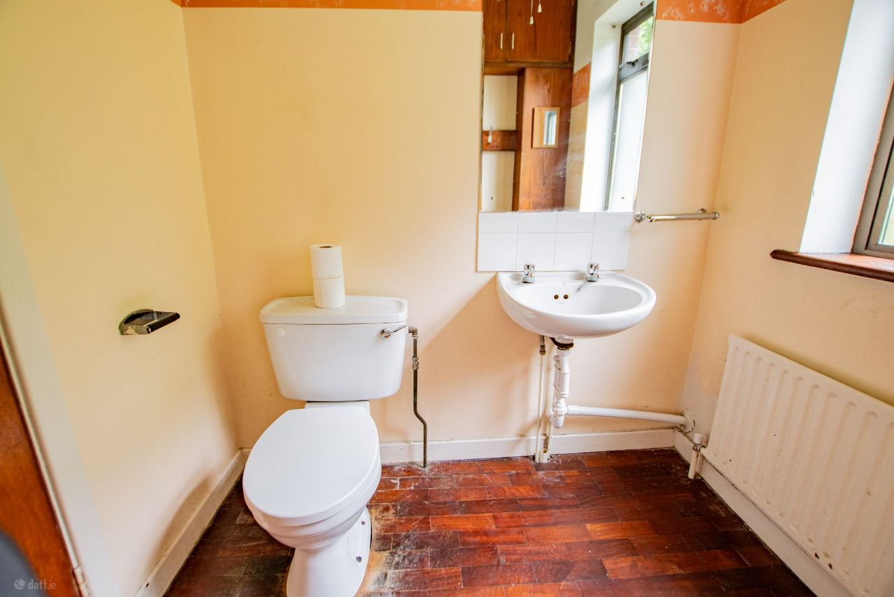Moate Road, Ballymore, Co. Westmeath